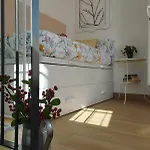 Διαμέρισμα Atico Aire De Triana *