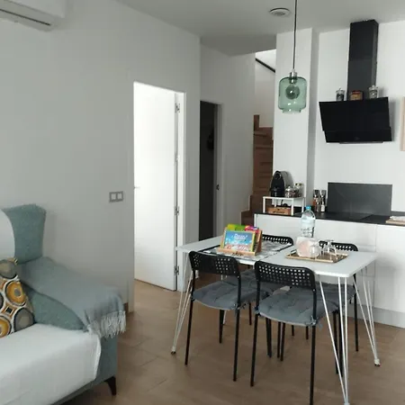 Апартаменты Atico Aire De Triana *